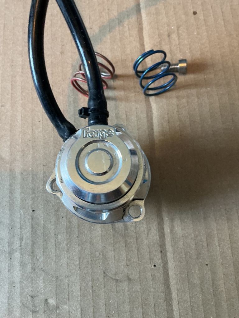 Vw golf GTI/R dump valve (Forge motorsport) mk7/7.5
