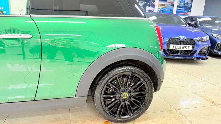 2021 MINI Electric Hatch Cooper SE 32.6kWh Level 2 Auto 3dr Hatchback ELECTRIC Automatic