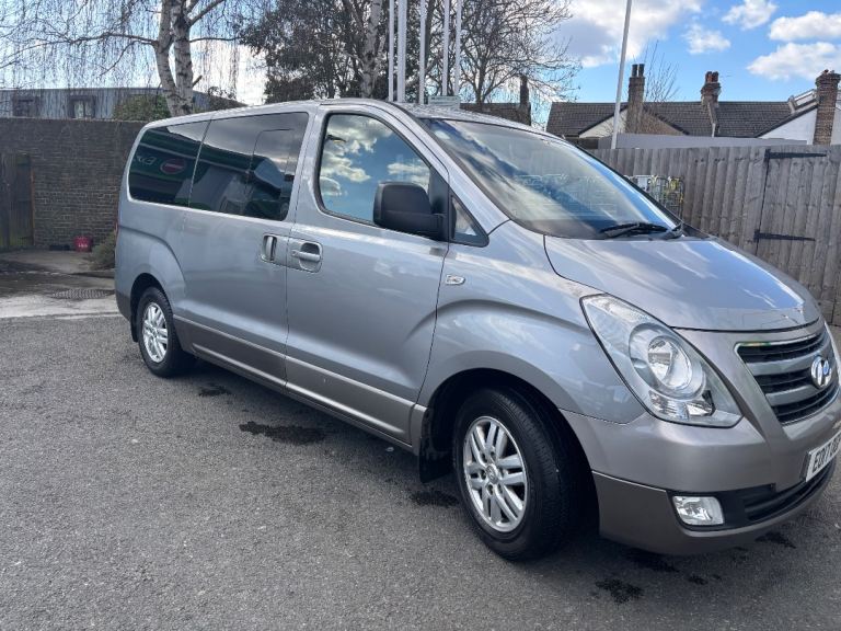 Hyundai, I800, MPV, 2017, Other, 2497 (cc), 5 doors