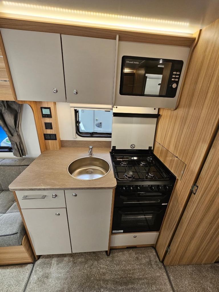 Bailey Phoenix GT75 640 2025