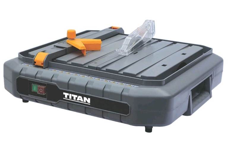 Titan Tile cutter in box