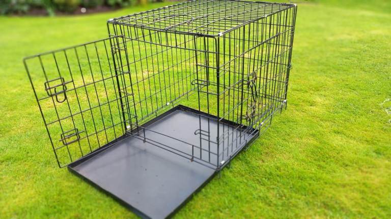 Dog crate