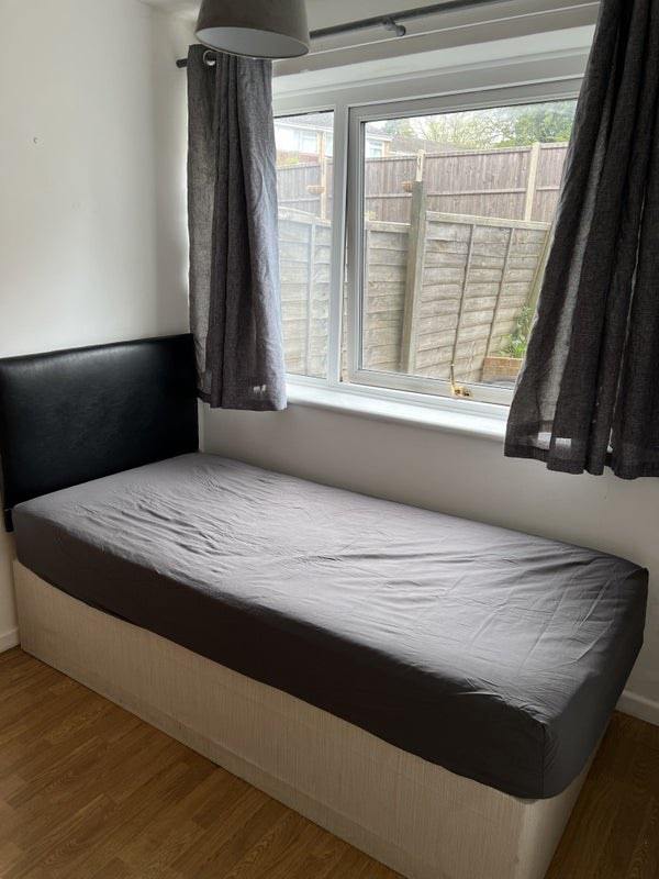 Bracknell Single Room 