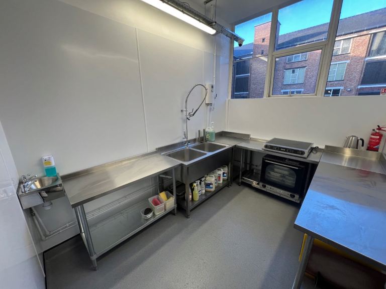 Commercial Kitchens for Rent - North London - Part-Time from £250/mo - Shared - Bills included