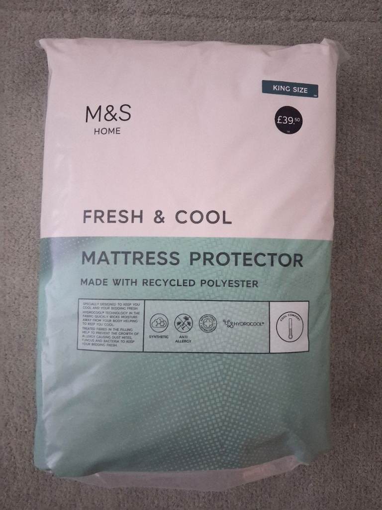 NEW M&S MATTRESS PROTECTOR-KINGSIZE 