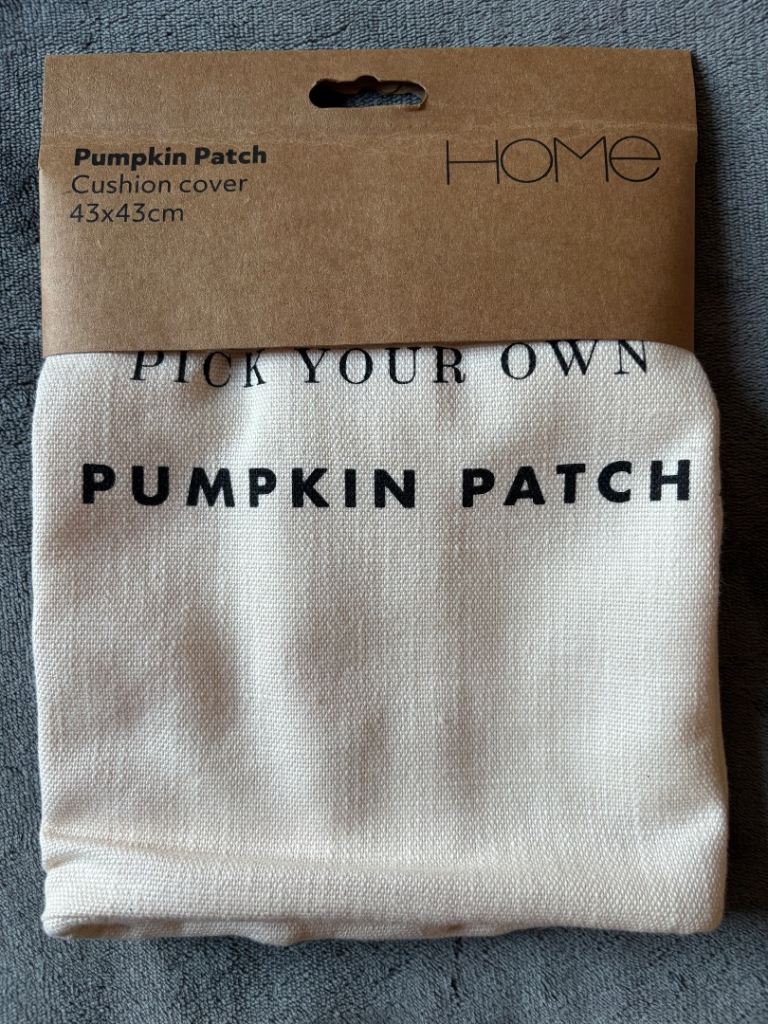 Pumpkin patch cushion cover