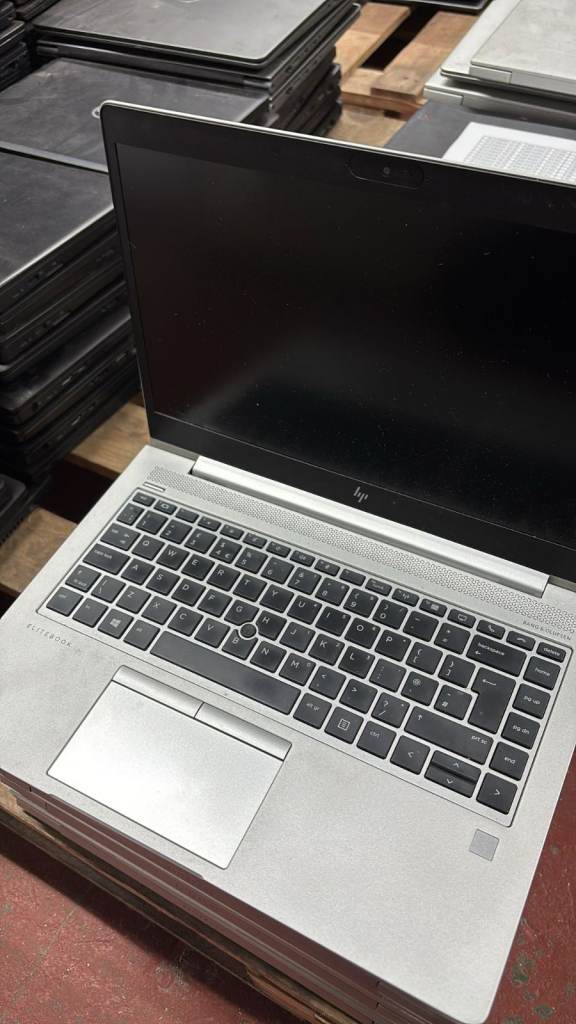 Bulk Dell HP Lenovo Surface Laptops | Wholesale & Export Clearance