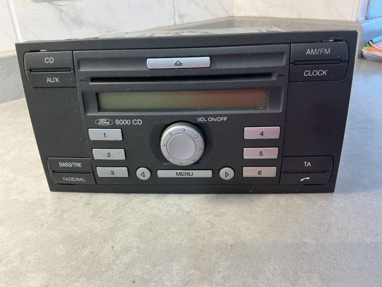 Ford cdplayer/ radio model Ford 6000 cd .