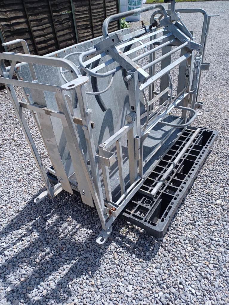 Sheep Turnover Crate