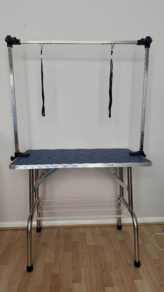 BUNNY BUSINESS Adjustable Portable Stainless Steel Dog Grooming Table