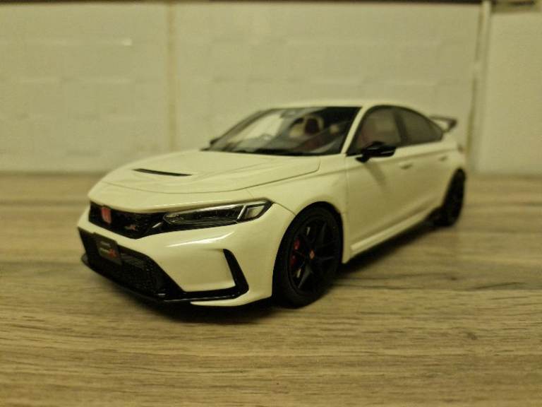 Otto Mobile  diecast model car Honda Civic Type R Championship White NH-0 2022 Limited Edition 