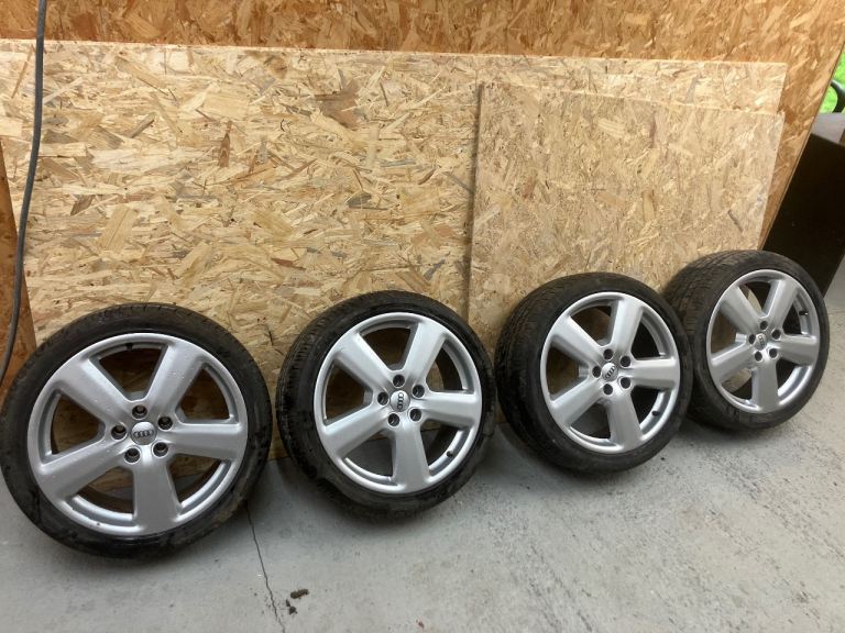 Audi alloy wheels with tyres 