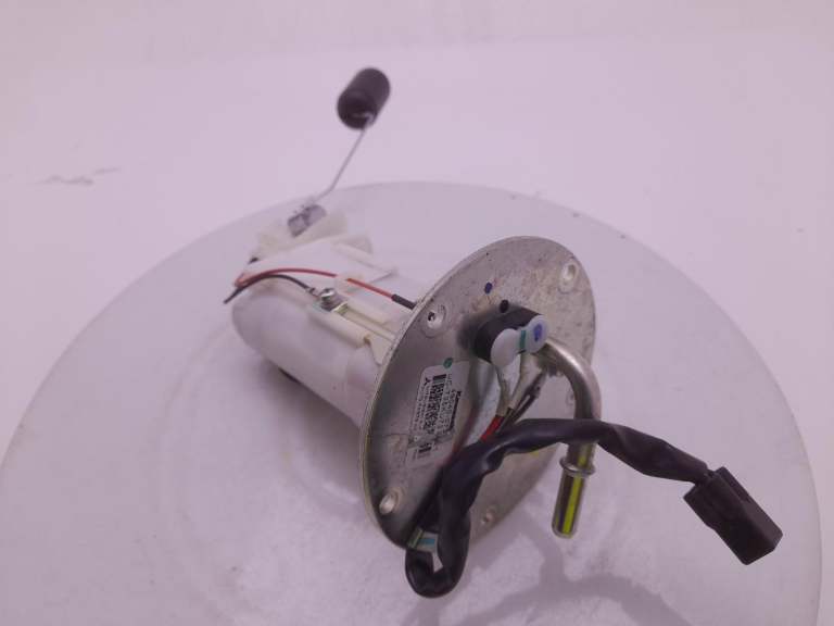 Kawasaki Kle 650 Versys Fuel Pump 2018-2024 0.6l Unknown Er650 490400737
