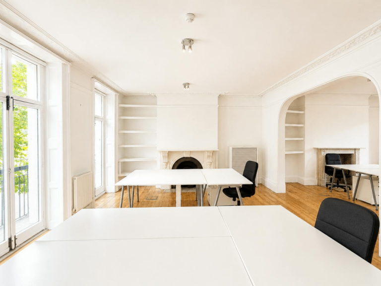 Unique open office overlooking Brighton Pavilion 