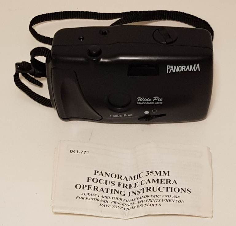image for •• Vintage Panorama Wide Pic 35mm Panoramic Camera With Case & Instructions ••