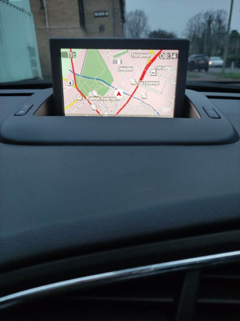 2016 Peugeot 5008 7 seater MPV Automatic Pan Roof