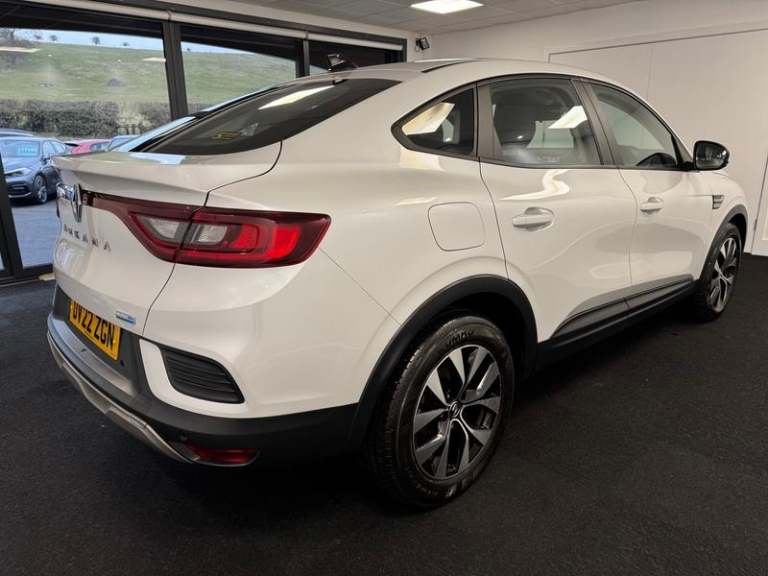 2022 Renault Arkana 1.6 E-TECH Hybrid 145 Iconic 5dr Auto COUPE PETROL/ELECTRIC Automatic