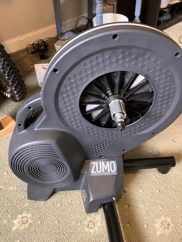 ELITE ZUMO SMART INTERACTIVE TURBO TRAINER.