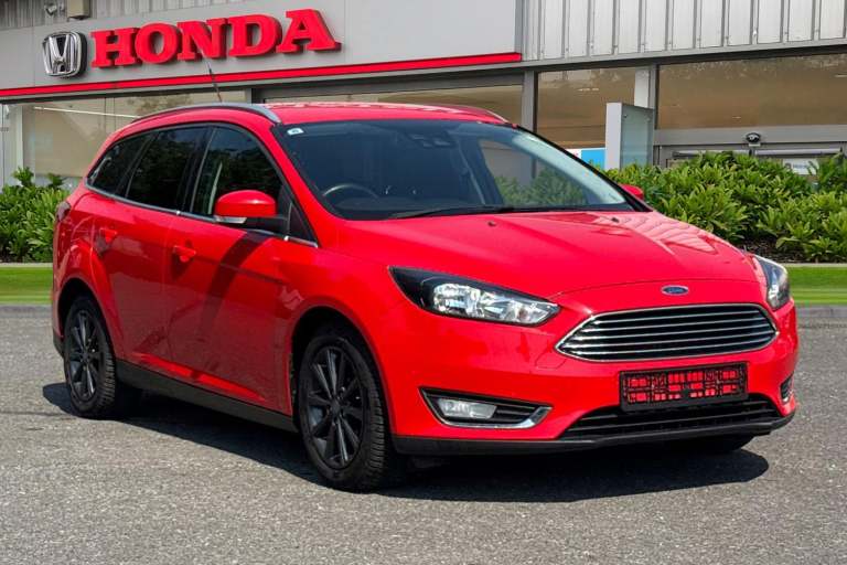 2015 Ford Focus 1.6 Titanium Estate 5dr Petrol Powershift Euro 6 (125 ps) Estate PETROL Automatic