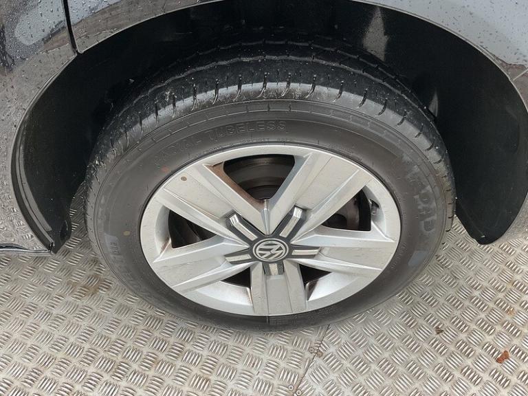 2022 Volkswagen Transporter Shuttle 2.0 TDI 150PS SE Minibus DSG MPV DIESEL Automatic