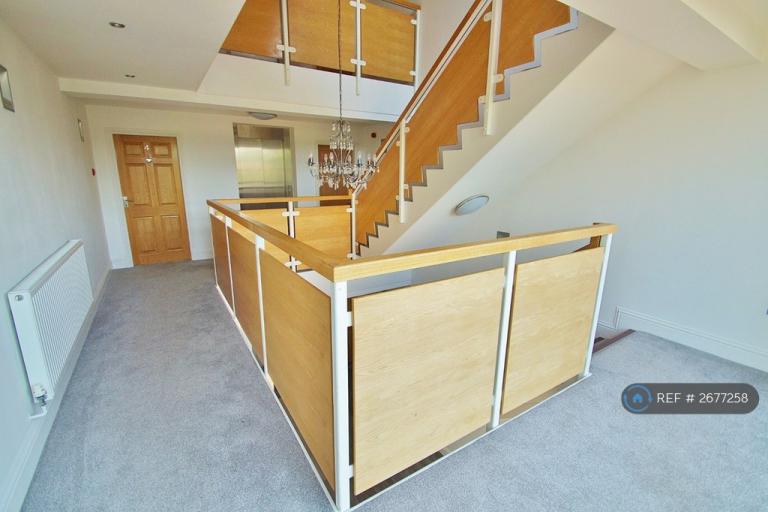 3 bedroom flat in Cambridge Road, Southport, PR9 (3 bed) (#2677258)