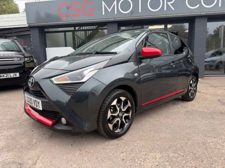 Toyota Aygo 1.0 VVT-i X-Trend 5dr x-shift - CANVAS CONVERTIBLE ROOF - CAR PLAY