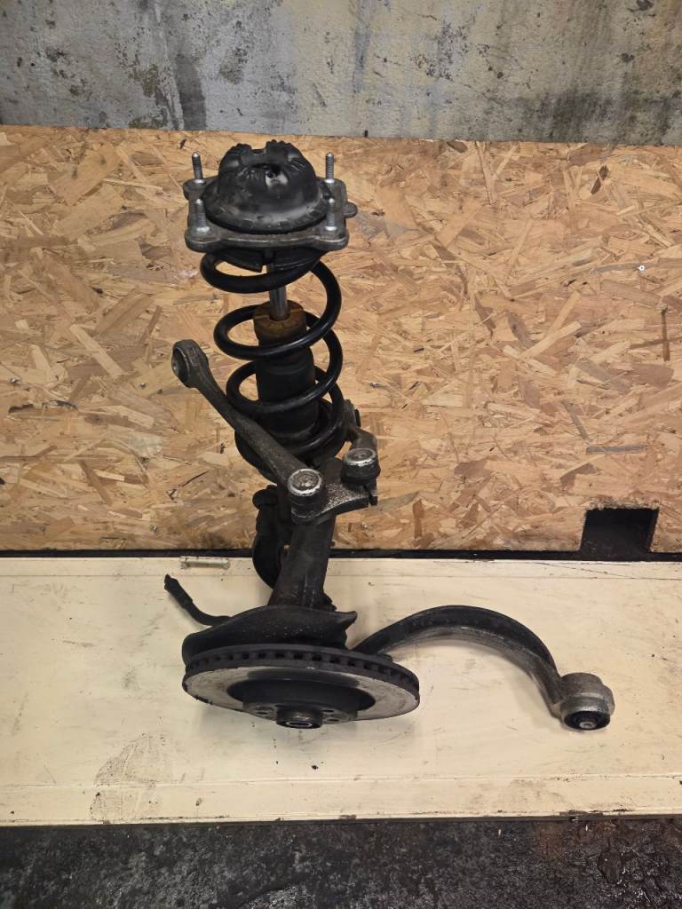 Audi A7 2017 3.0 TDI Sline Front Left Suspension Leg Hub Knuckle Wishbones