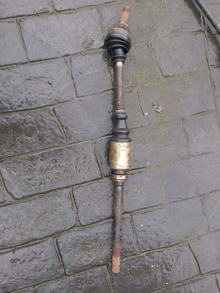 Peugeot 205 GTI Driveshaft