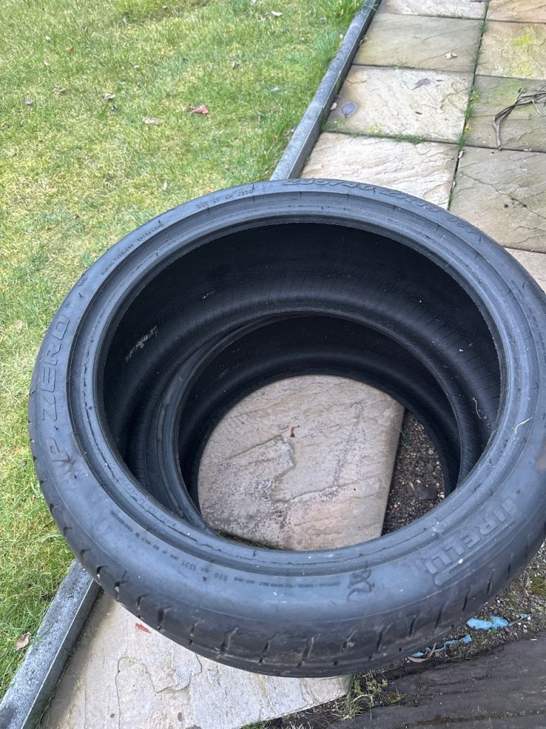 Pirelli PZero Car tyre PZero 235/40 ZR18 95Y