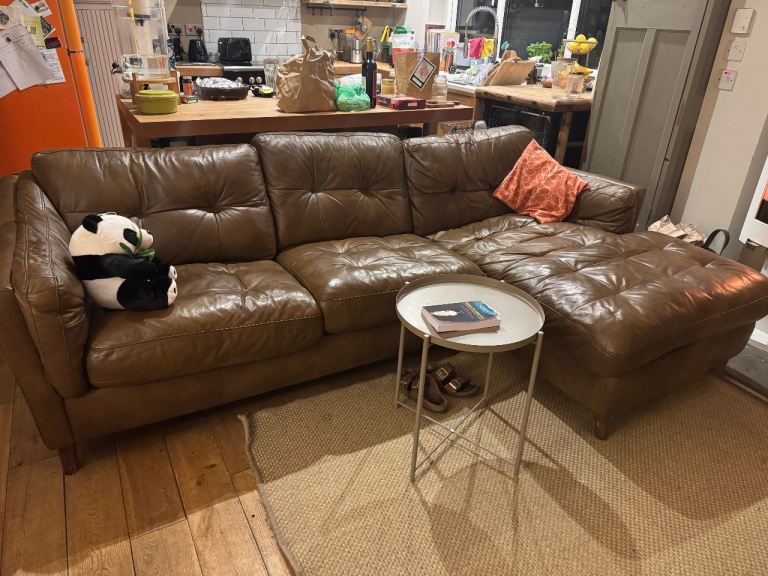 Stunning soft leather chaise sofa 