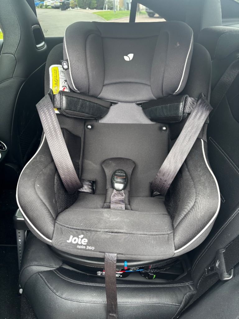 SOLD - Joie Spin 360 Child’s Car Seat with ISOFIX Connections