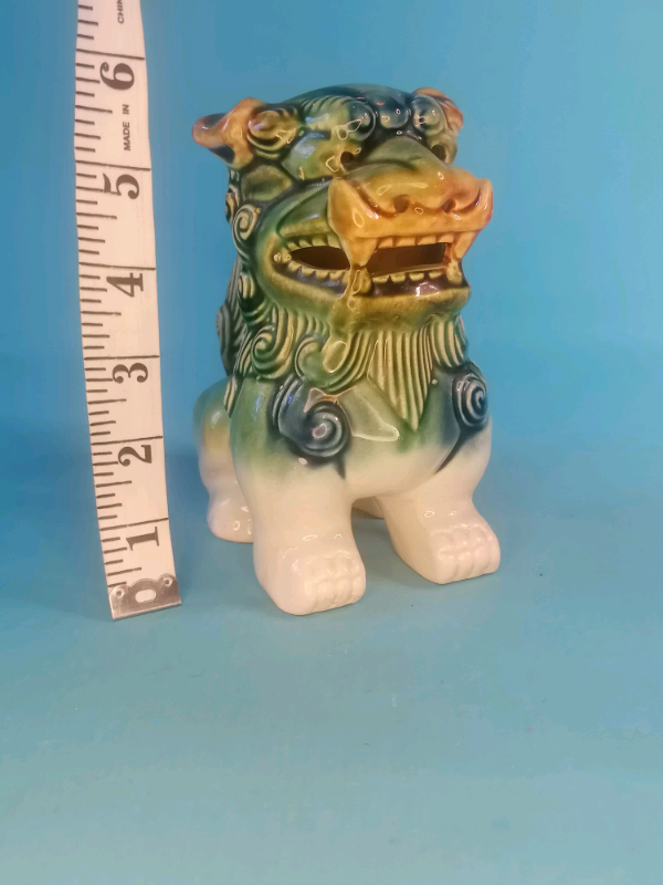 5,5inch.Vintage Ceramic Asian Chinese Foo Dog Guardian Statue Figurine