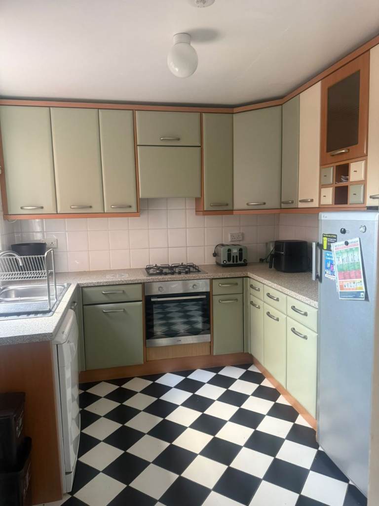 Roomt to Let - DSS accepted