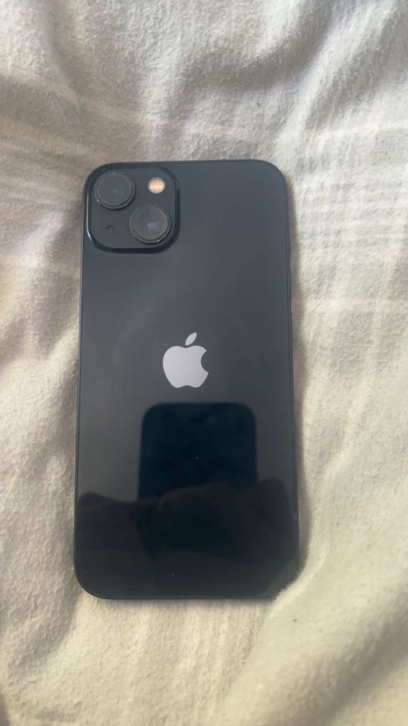 Apple iPhone 13 Midnight Blue – As Good As New 1 Defect