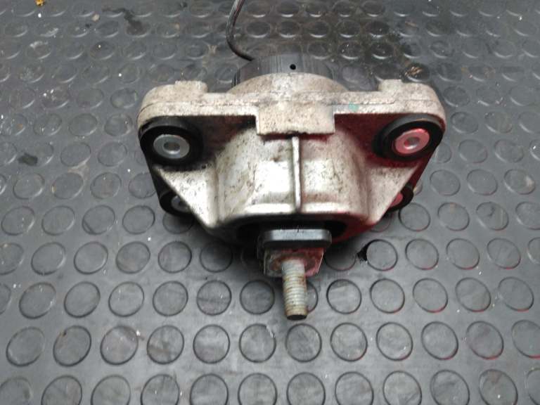 Landrover Range Rover Engine Mount 2012-2021