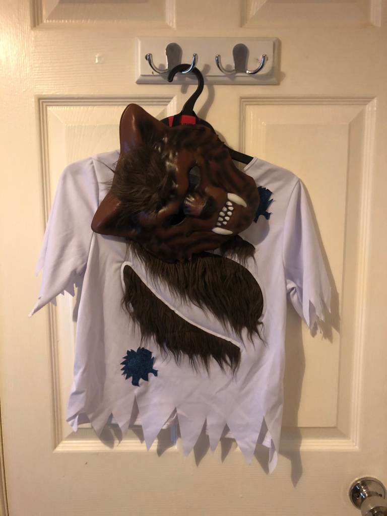 M&S Werewolf outfit 9-10 years white green with mask