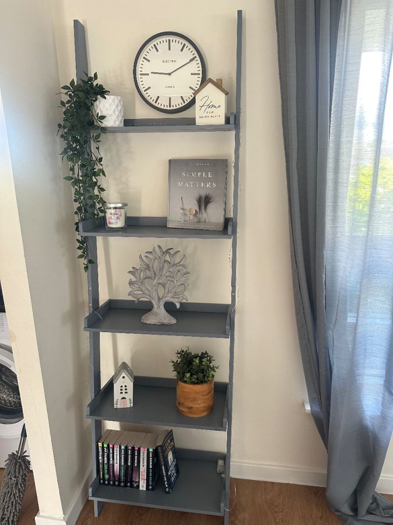 Grey Ladder Unit