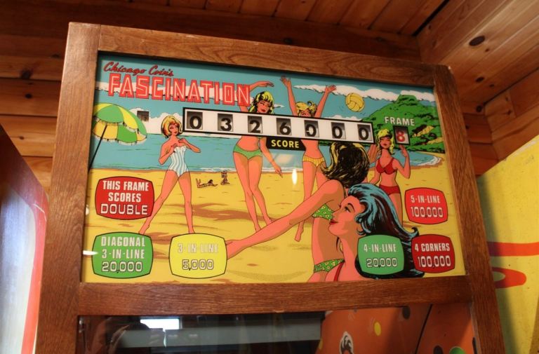 * R A R E * 1972 Chicago Coin Fascination EM Arcade Machine