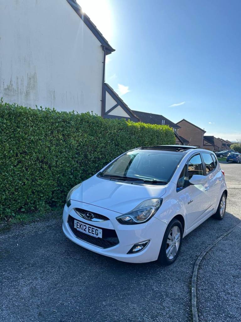 Hyundai, IX20, MPV, 2012, Manual, 1582 (cc), 5 doors