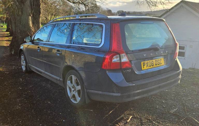 Volvo, V70, SE LUX Estate, 2008, Semi-Auto, 2400 (cc), 5 doors. FOR REPAIR