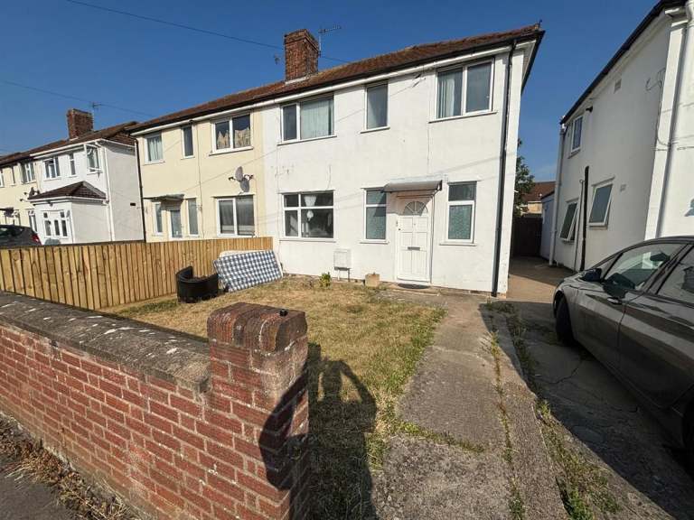 3 bedroom house in Napier Road, Oxford