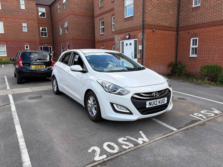 Hyundai i30 Active (2012) 1.6 CRDi Blue Drive Active Hatchback 5dr Diesel Manual (110ps)