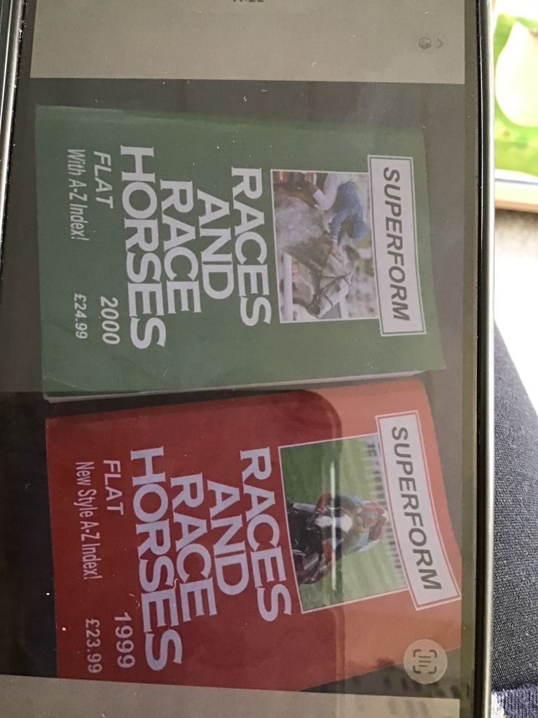 6 Horse Racing form books