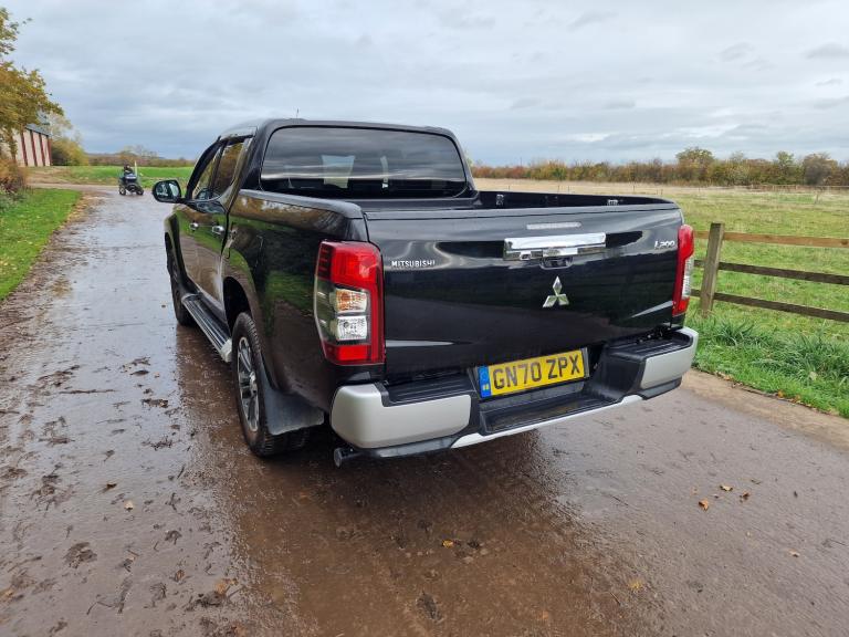 2020 Mitsubishi L200 Black 5 Seat Double Cab  Low 41k  Spares Repairs  7m MOT