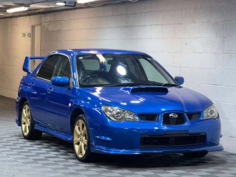 Subaru Impreza 2.0 Turbo 4WD EJ20 Auto STi Looks JDM Manual