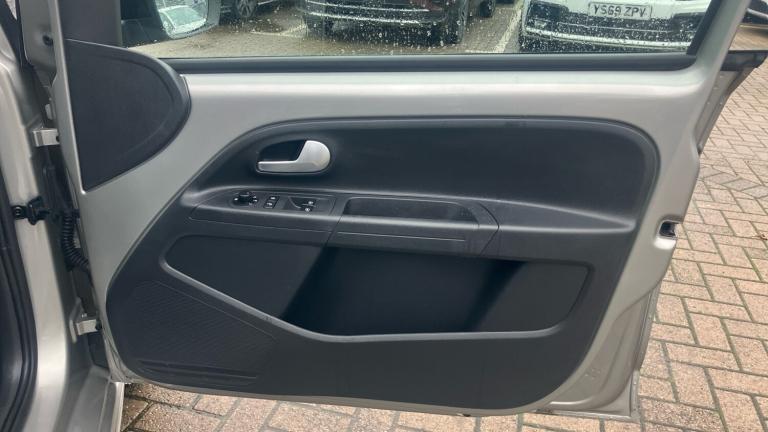 2022 Volkswagen up! 1.0 65PS R-Line 5dr HATCHBACK PETROL Manual