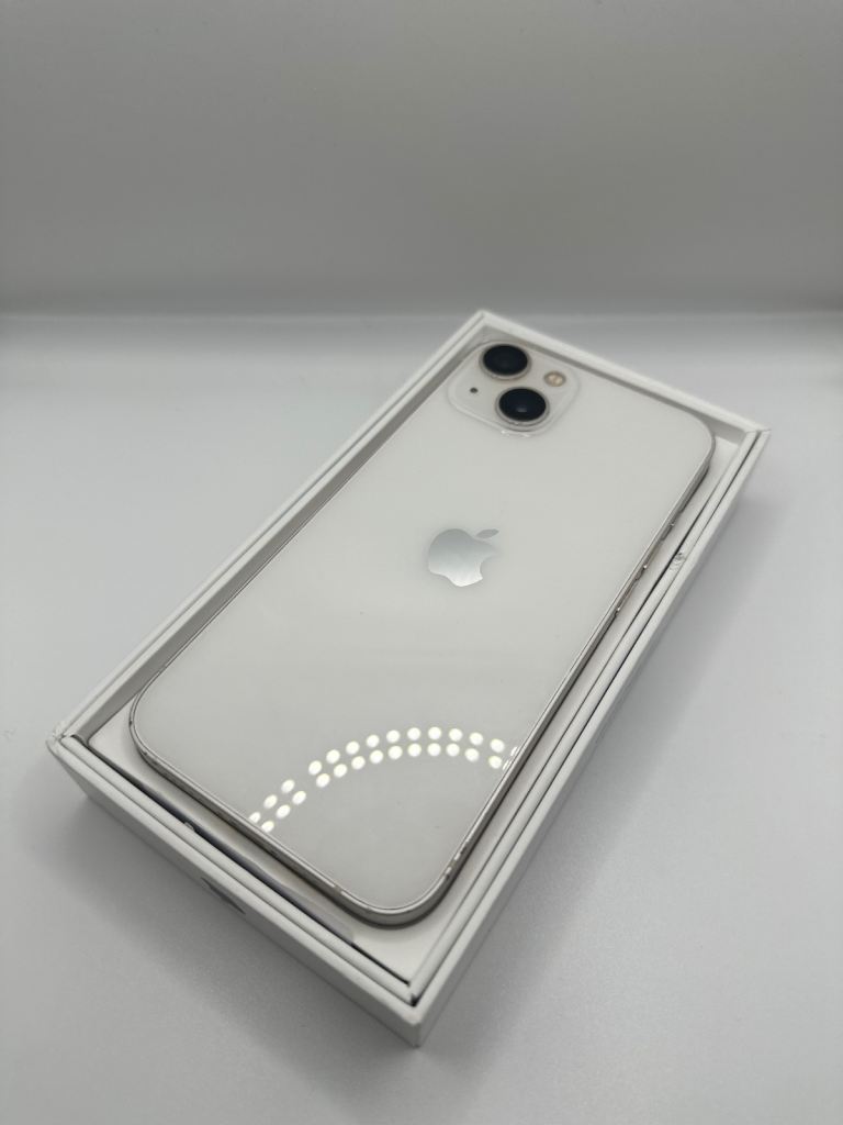 PRISTINE: Apple iPhone 13, 128gb, White (UNLOCKED)