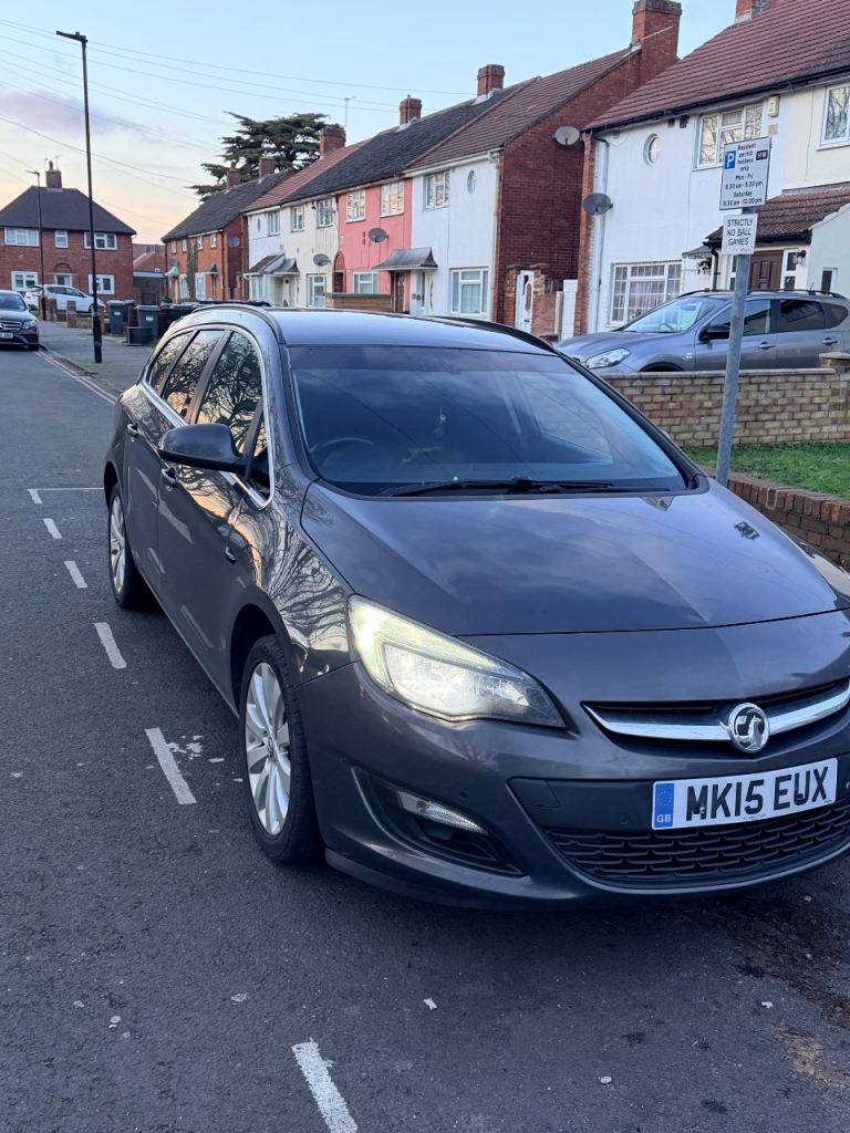 Vauxhall, ASTRA, Estate, 2015, Manual, 1598 (cc), 5 doors