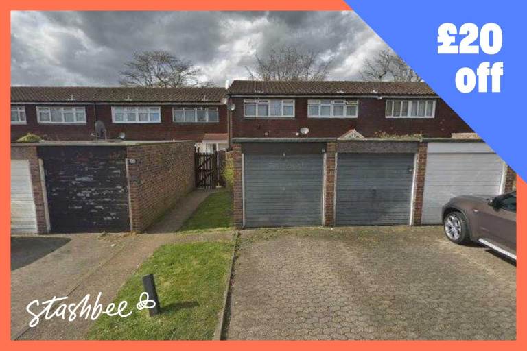 Storage space available to rent in Garage in Ilford (IG6) - 200 Sq Ft