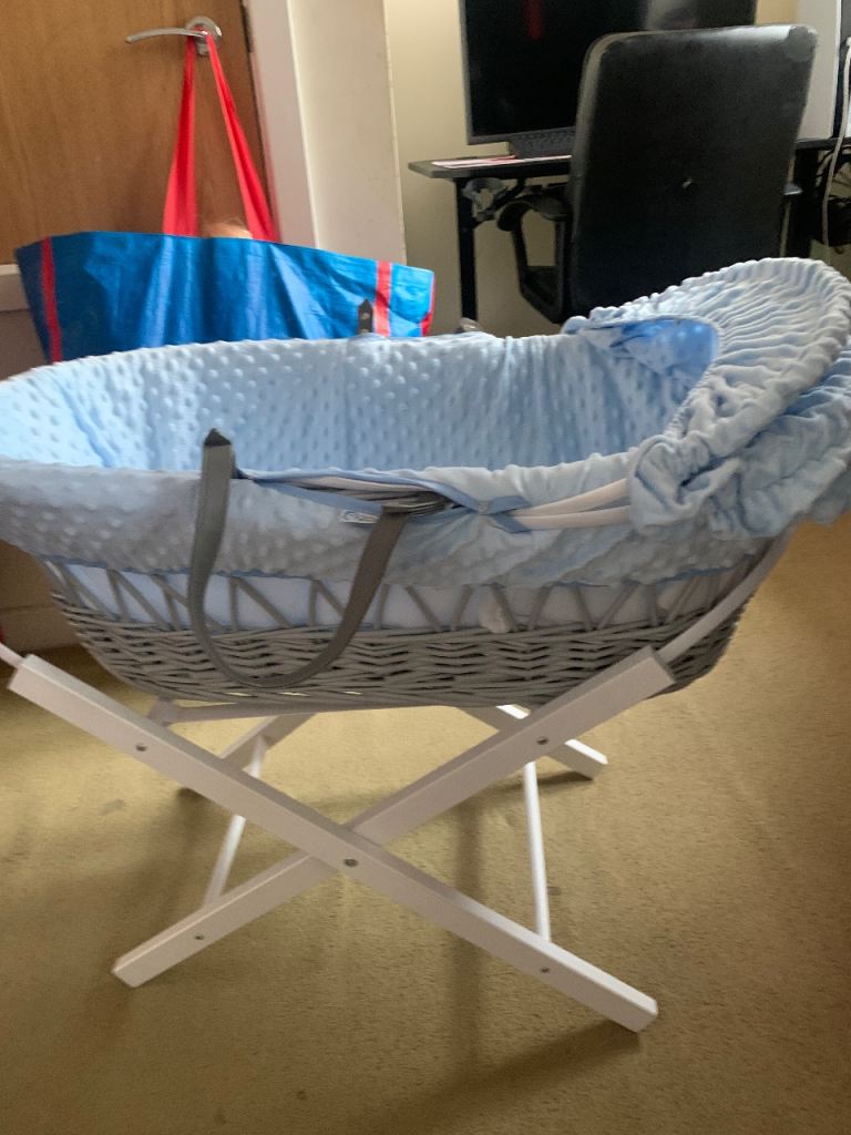 Moses basket new never used 